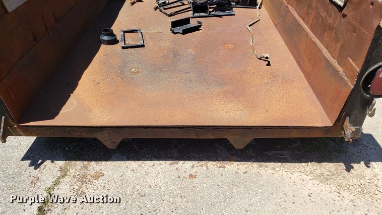image for item EU9827 9'L x 8'W dump bed