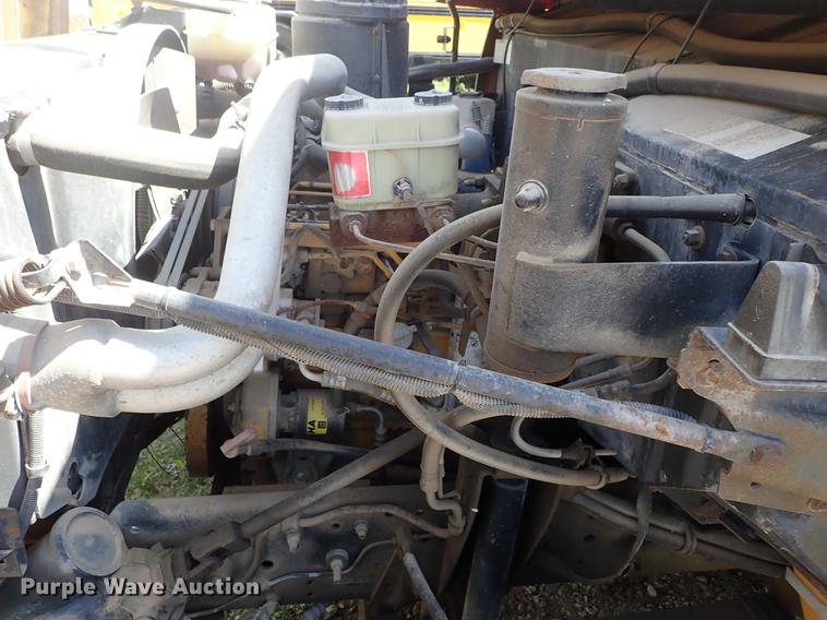 image for item FH9919 1995 Chevrolet B7 Blue Bird school bus