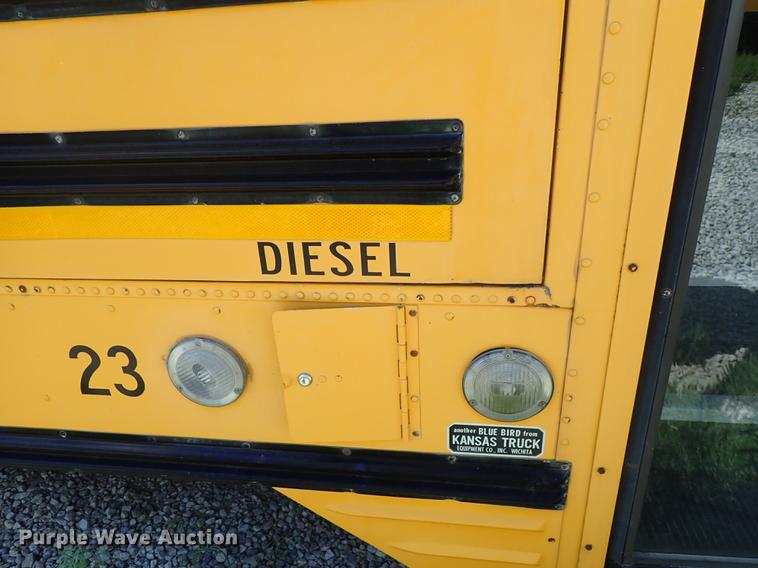 image for item FH9919 1995 Chevrolet B7 Blue Bird school bus