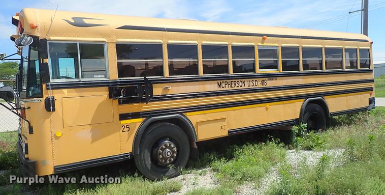 image for item FH9920 1995 Blue Bird TC2000 school bus