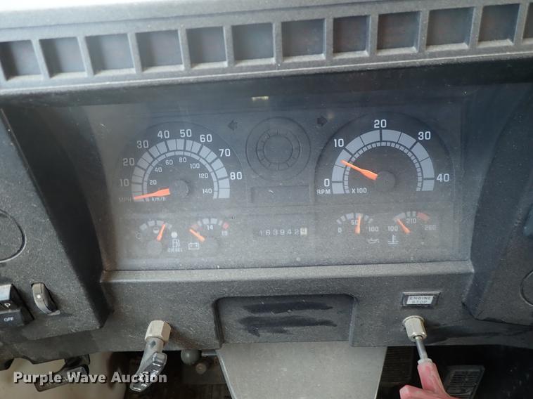 image for item FH9920 1995 Blue Bird TC2000 school bus