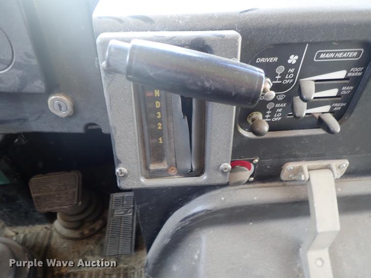 image for item FH9920 1995 Blue Bird TC2000 school bus