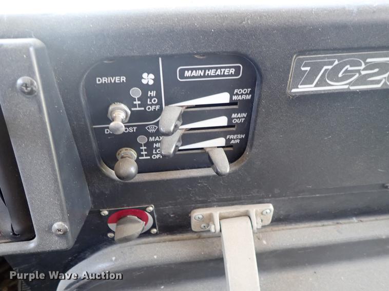 image for item FH9920 1995 Blue Bird TC2000 school bus