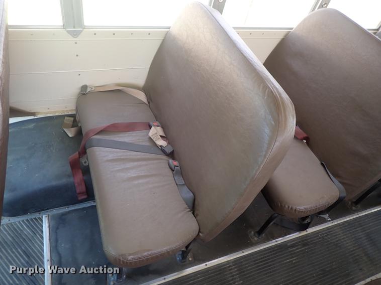 image for item FH9920 1995 Blue Bird TC2000 school bus