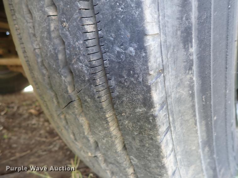 image for item FH9920 1995 Blue Bird TC2000 school bus