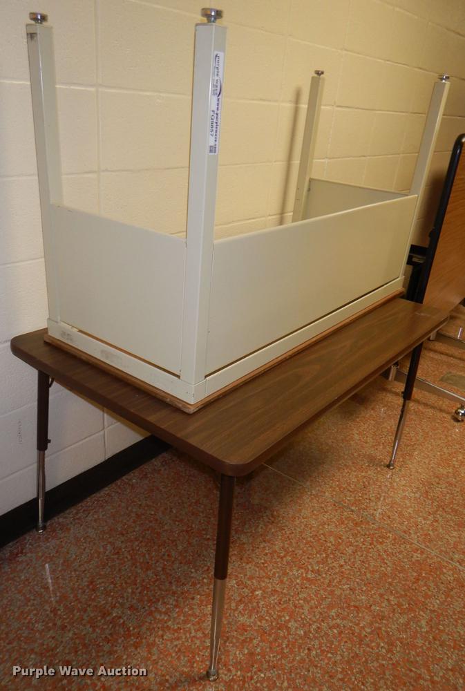 image for item FQ9857 Furniture