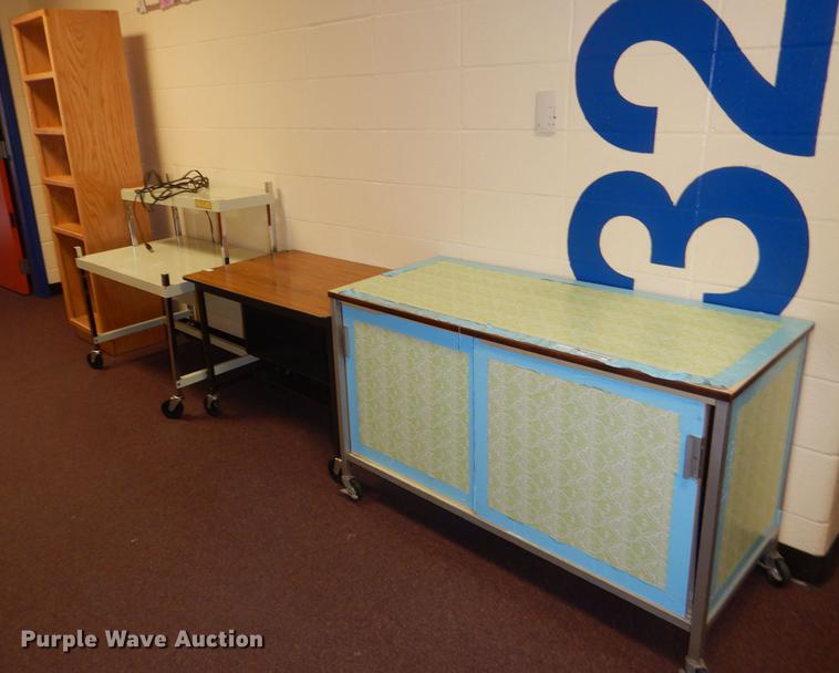 image for item FQ9858 Furniture