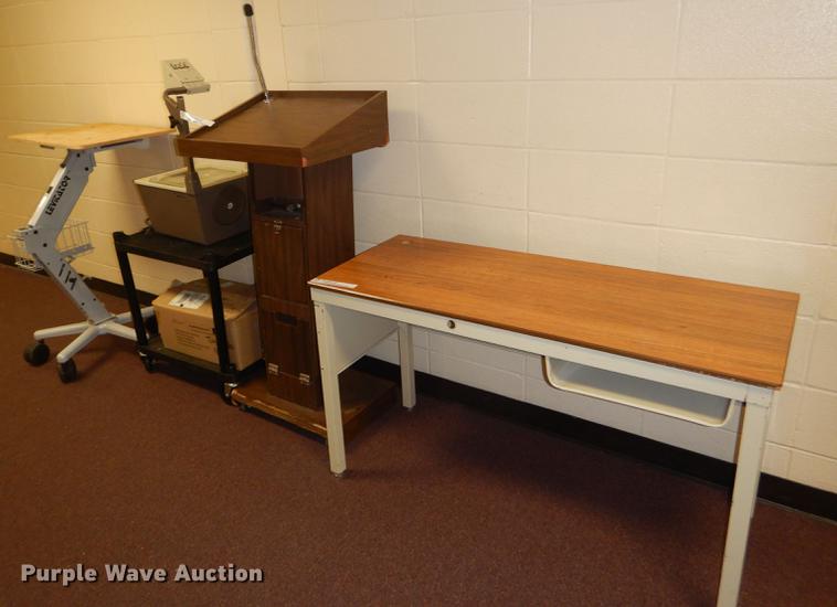 image for item FQ9858 Furniture