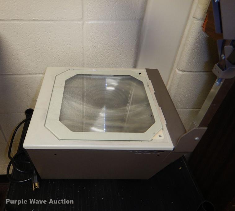 image for item FQ9858 Furniture