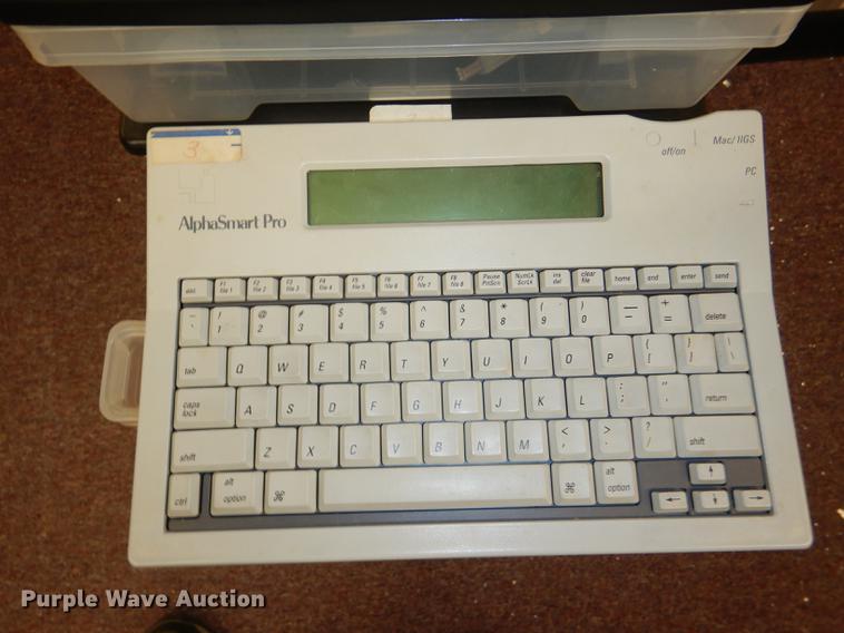 image for item FQ9865 (8) Alpha Smart devices