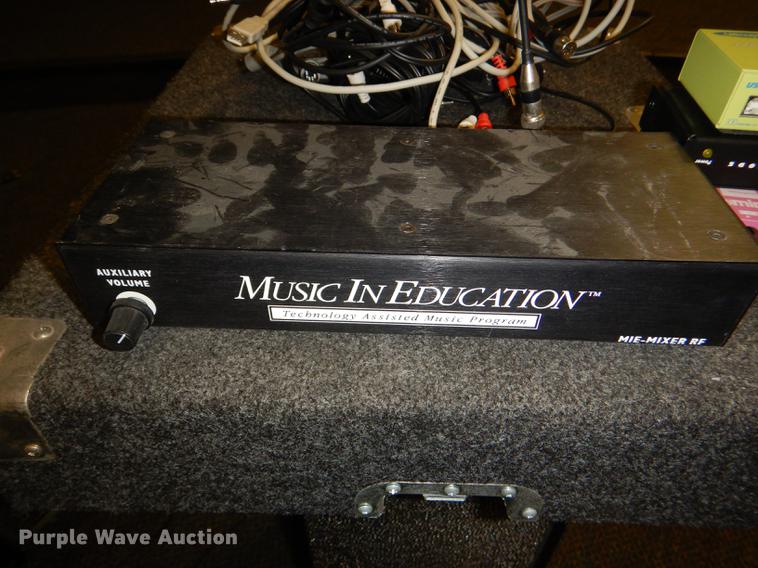 image for item FQ9866 Electronics