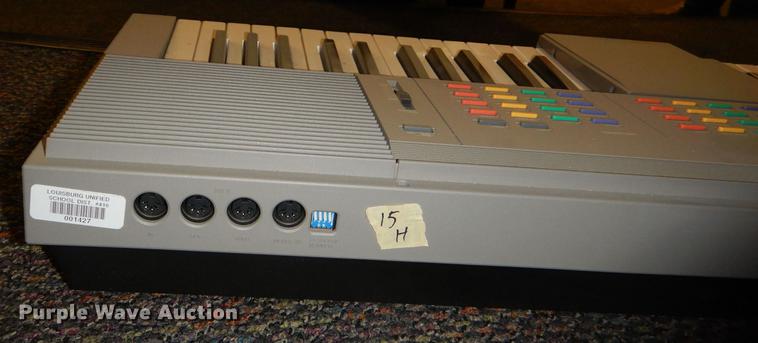 image for item FQ9867 (15) Yamaha MIE-1 keyboards