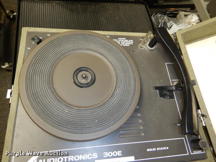 image for item FQ9868 Electronics