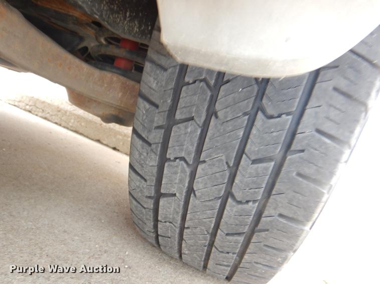 image for item FQ9872 2005 Chevrolet Astro van