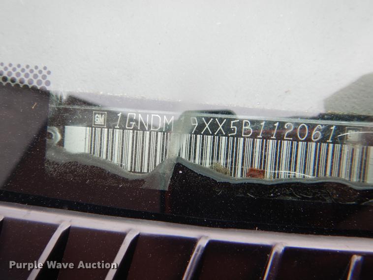 image for item FQ9872 2005 Chevrolet Astro van