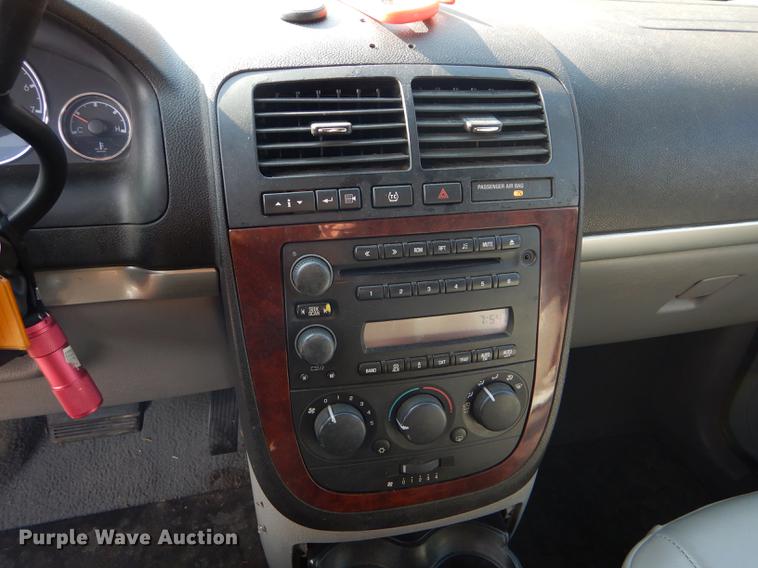 image for item FT9500 2008 Chevrolet Uplander El Dorado National handicap accessible van