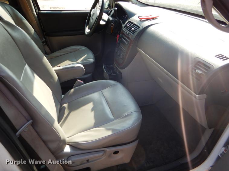 image for item FT9500 2008 Chevrolet Uplander El Dorado National handicap accessible van