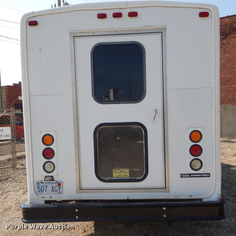 image for item FT9502 2001 Chevrolet Express 3500 Goshen Coach shuttle bus
