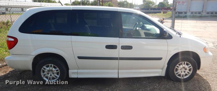 image for item FT9503 2005 Dodge Grand Caravan Eclipse handicap accessible van
