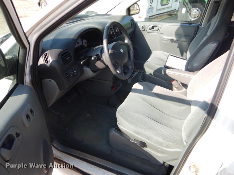 image for item FT9503 2005 Dodge Grand Caravan Eclipse handicap accessible van