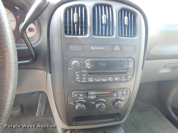 image for item FT9503 2005 Dodge Grand Caravan Eclipse handicap accessible van