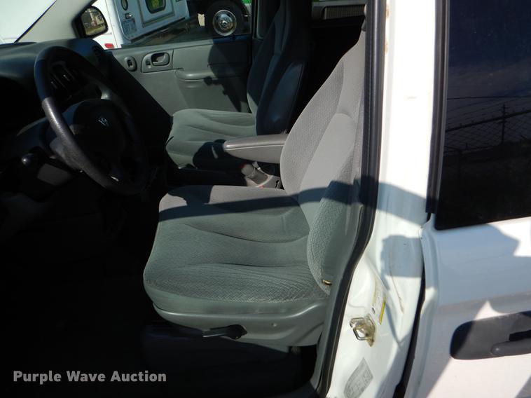 image for item FT9503 2005 Dodge Grand Caravan Eclipse handicap accessible van