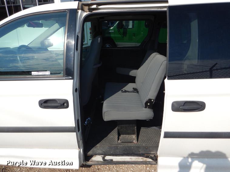 image for item FT9503 2005 Dodge Grand Caravan Eclipse handicap accessible van
