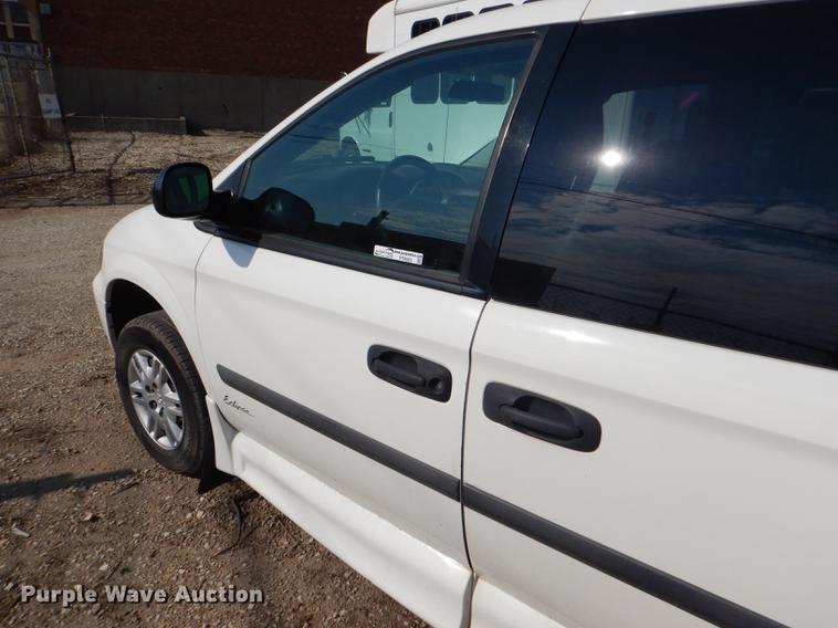 image for item FT9503 2005 Dodge Grand Caravan Eclipse handicap accessible van