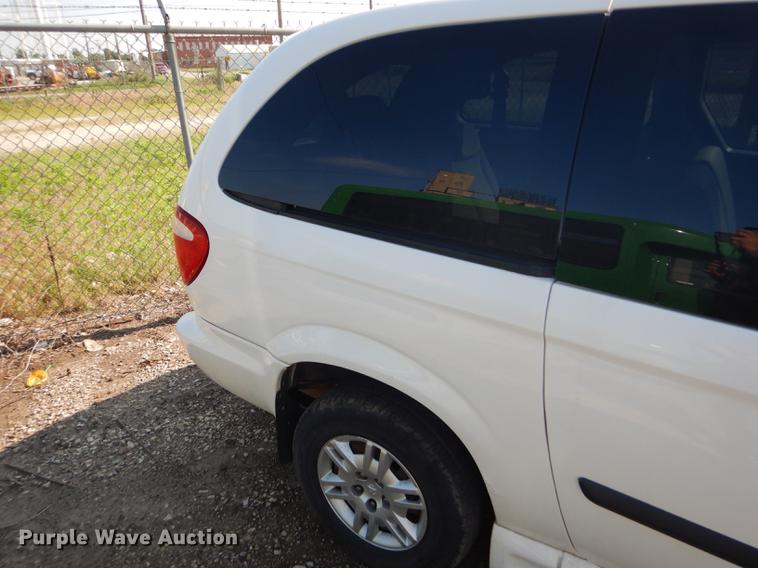 image for item FT9503 2005 Dodge Grand Caravan Eclipse handicap accessible van