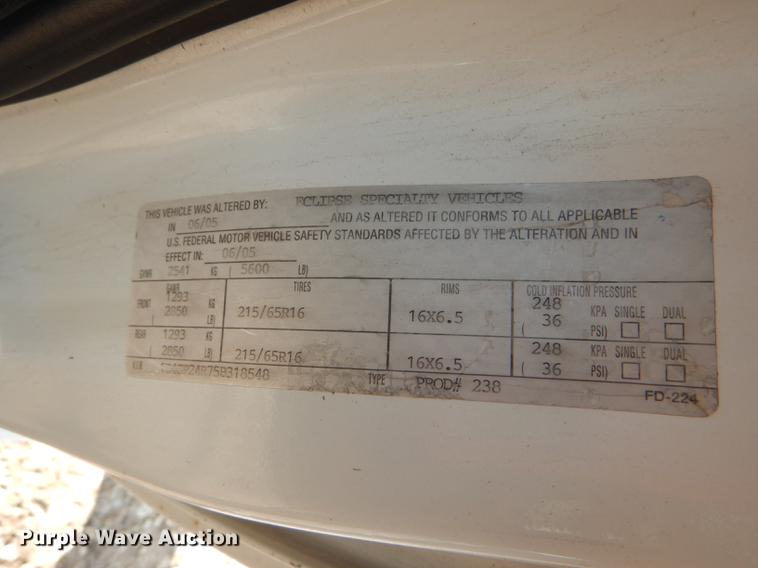 image for item FT9503 2005 Dodge Grand Caravan Eclipse handicap accessible van