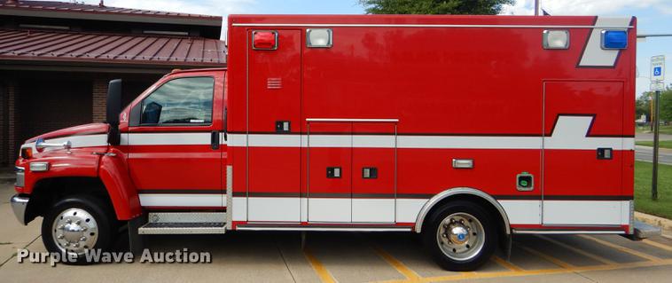 image for item FT9511 2009 Chevrolet C4500 ambulance