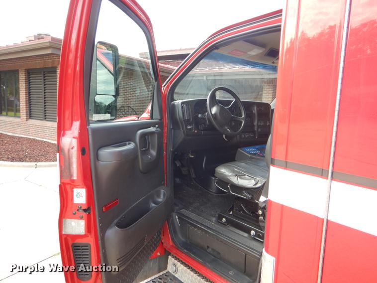 image for item FT9511 2009 Chevrolet C4500 ambulance