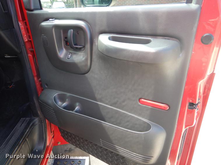 image for item FT9511 2009 Chevrolet C4500 ambulance