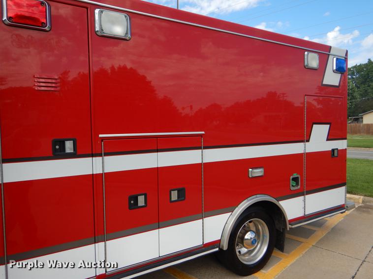 image for item FT9511 2009 Chevrolet C4500 ambulance