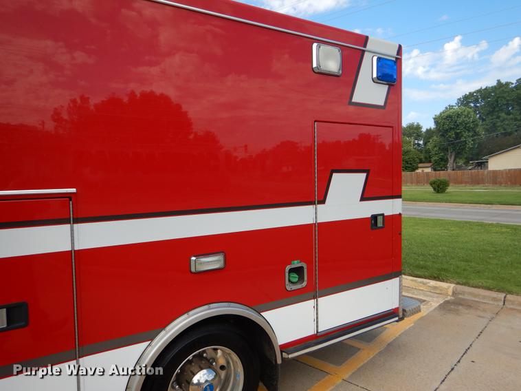 image for item FT9511 2009 Chevrolet C4500 ambulance