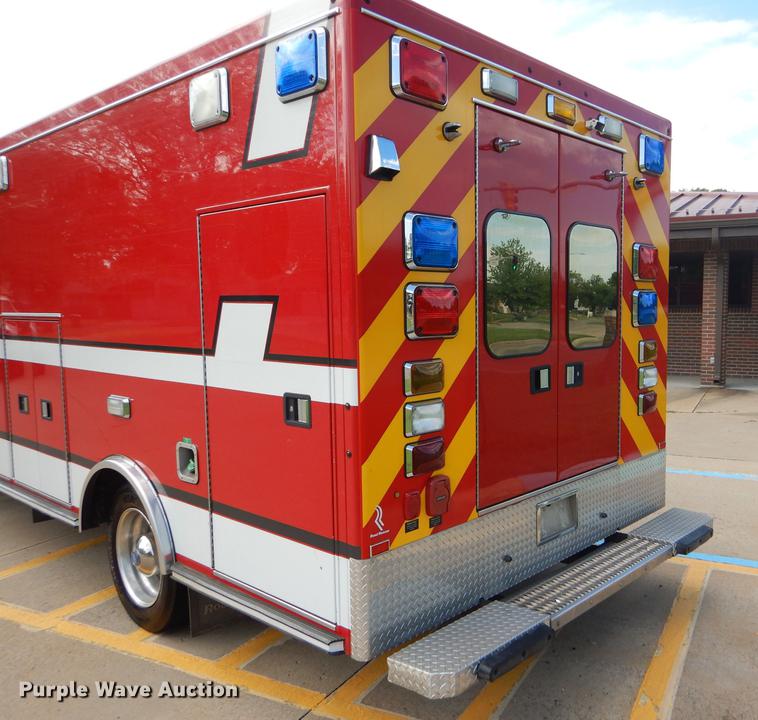 image for item FT9511 2009 Chevrolet C4500 ambulance
