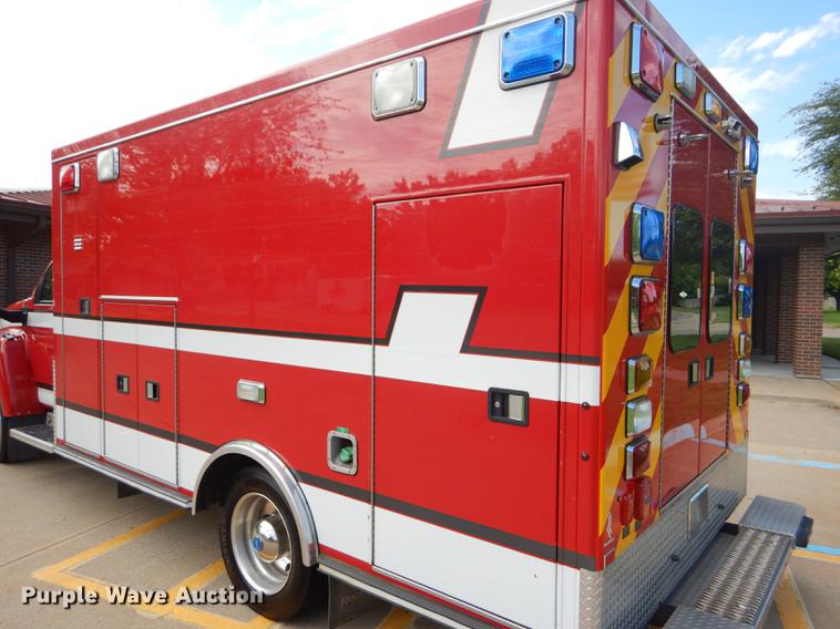 image for item FT9511 2009 Chevrolet C4500 ambulance