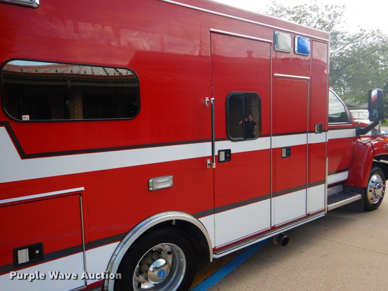 image for item FT9511 2009 Chevrolet C4500 ambulance