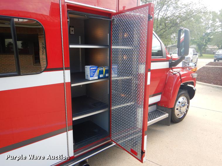 image for item FT9511 2009 Chevrolet C4500 ambulance