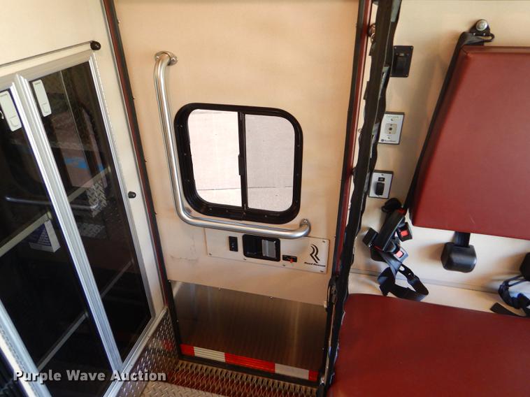 image for item FT9511 2009 Chevrolet C4500 ambulance