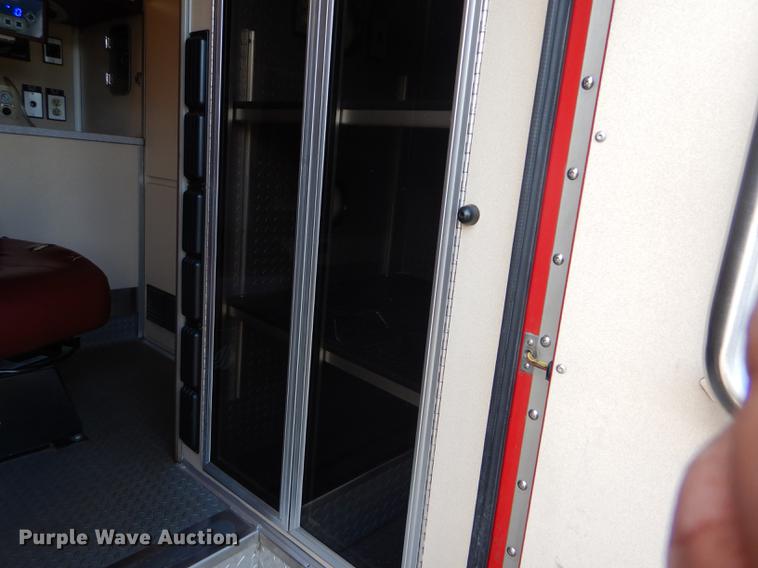 image for item FT9511 2009 Chevrolet C4500 ambulance