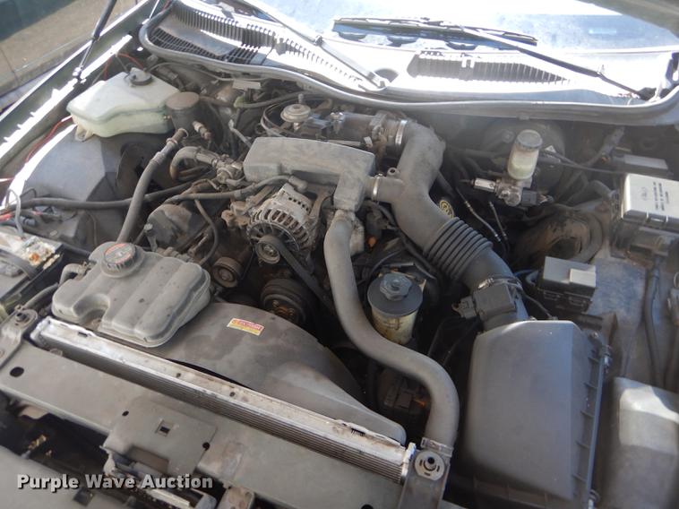 image for item FT9542 1999 Lincoln Town Car Executive