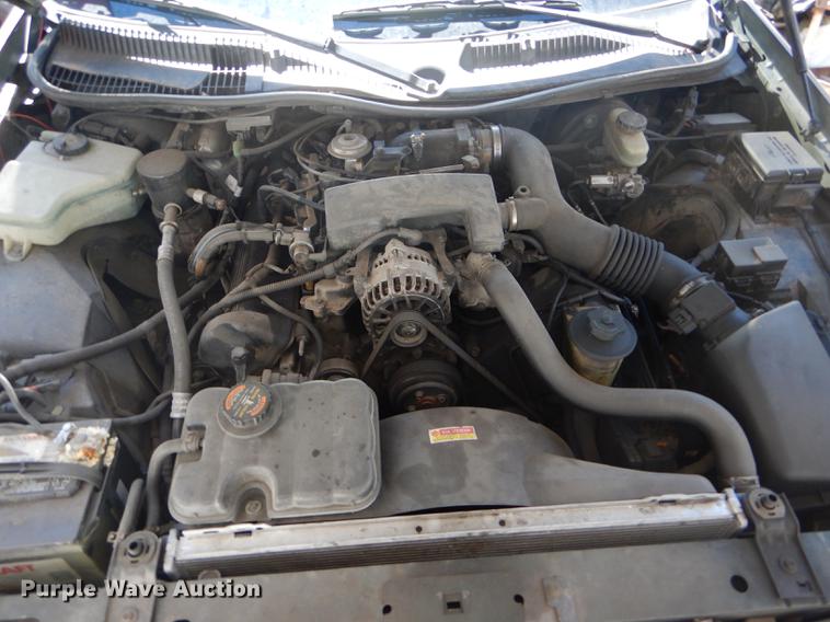 image for item FT9542 1999 Lincoln Town Car Executive