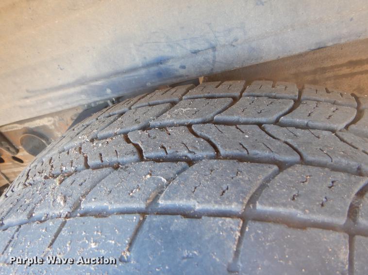 image for item FT9547 2004 Chevrolet Silverado 1500 Ext. Cab pickup truck