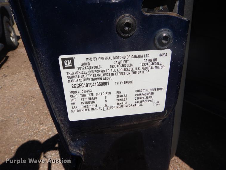 image for item FT9547 2004 Chevrolet Silverado 1500 Ext. Cab pickup truck