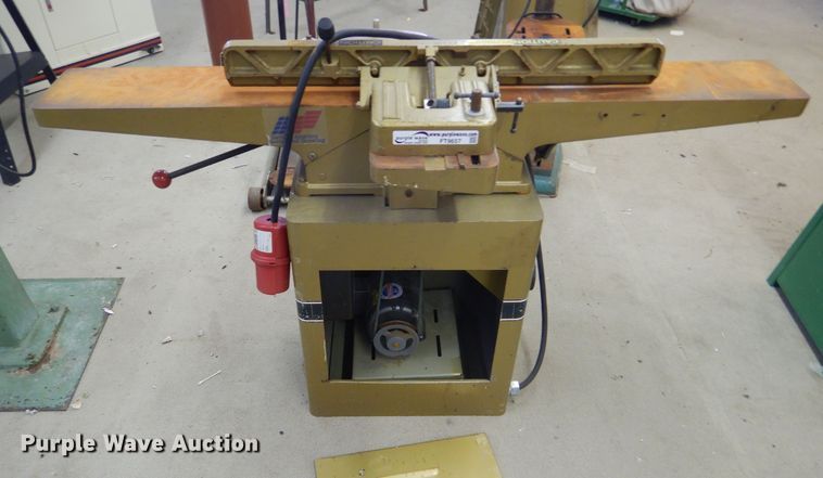 image for item FT9657 Powermatic 60 jointer