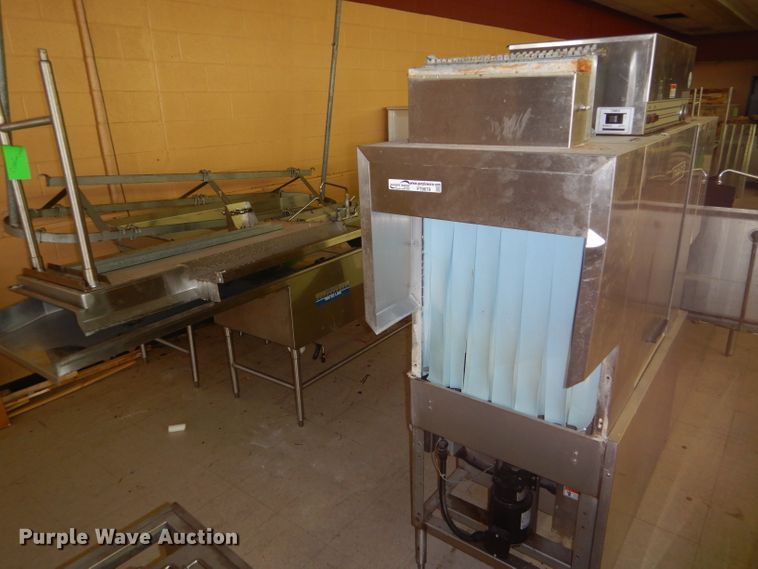 Hobart C44A conveyor dishwasher in Dodge City, KS Item FT9679 sold