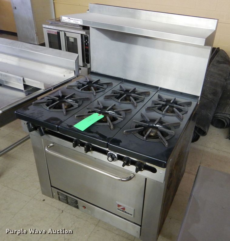 Southbend 300F six burner stove top/oven in Dodge City, KS Item