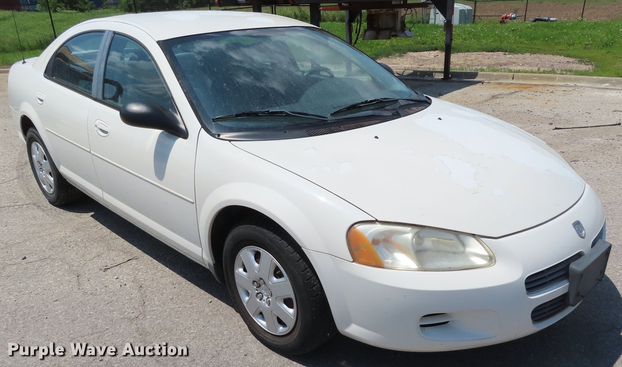 2002 Dodge Stratus in Olathe, KS | Item DE3565 sold | Purple Wave