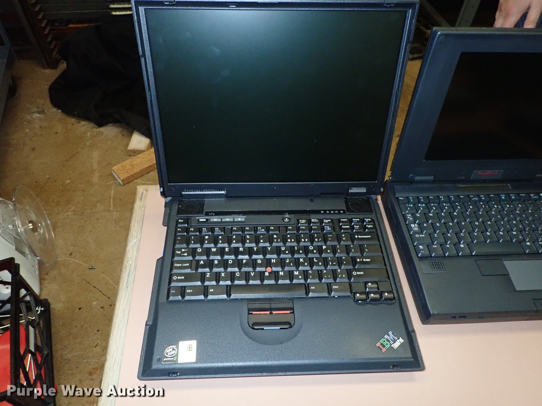 (11) laptop computers in Wichita, KS Item FH9961 sold Purple Wave